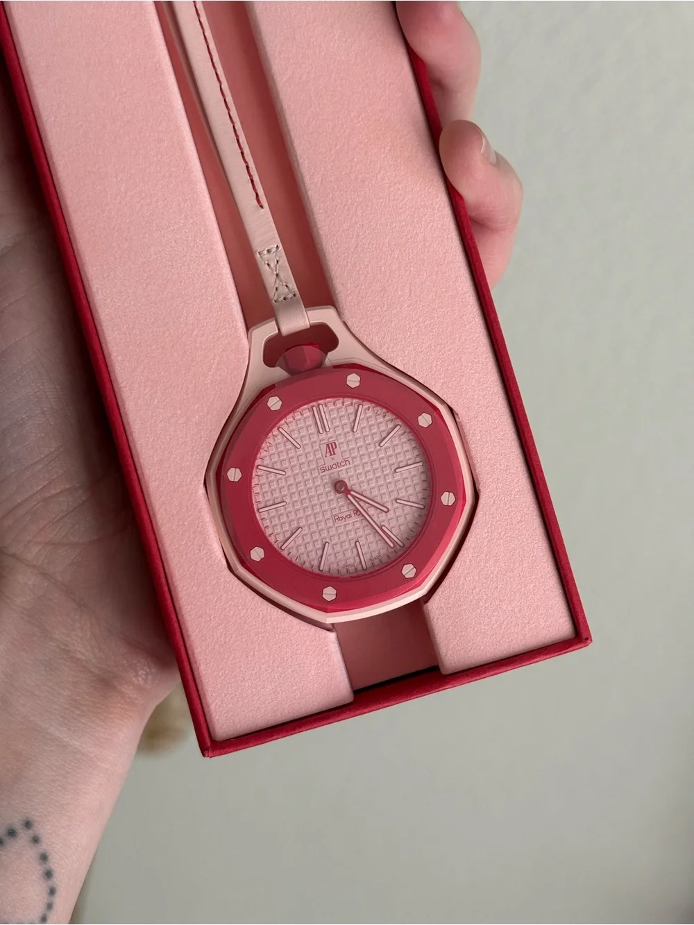 Swatch Royal Pop Otto Rosso watch